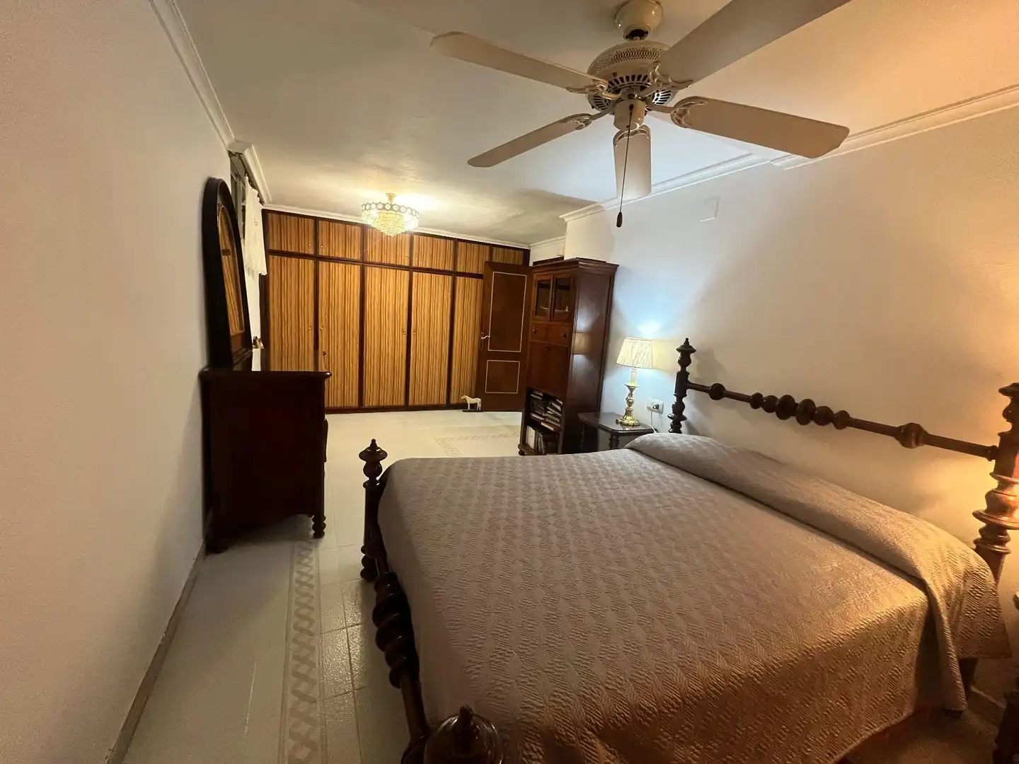 Bedroom of Houses for sale in Sevilla  with Air Conditioner, Heating and Private garden
