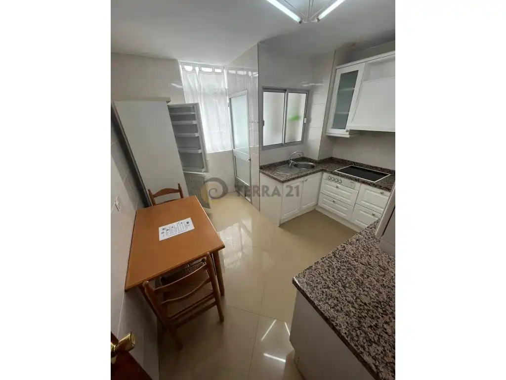 Flat with lift to rent in Belén - San Roque, imagen 2