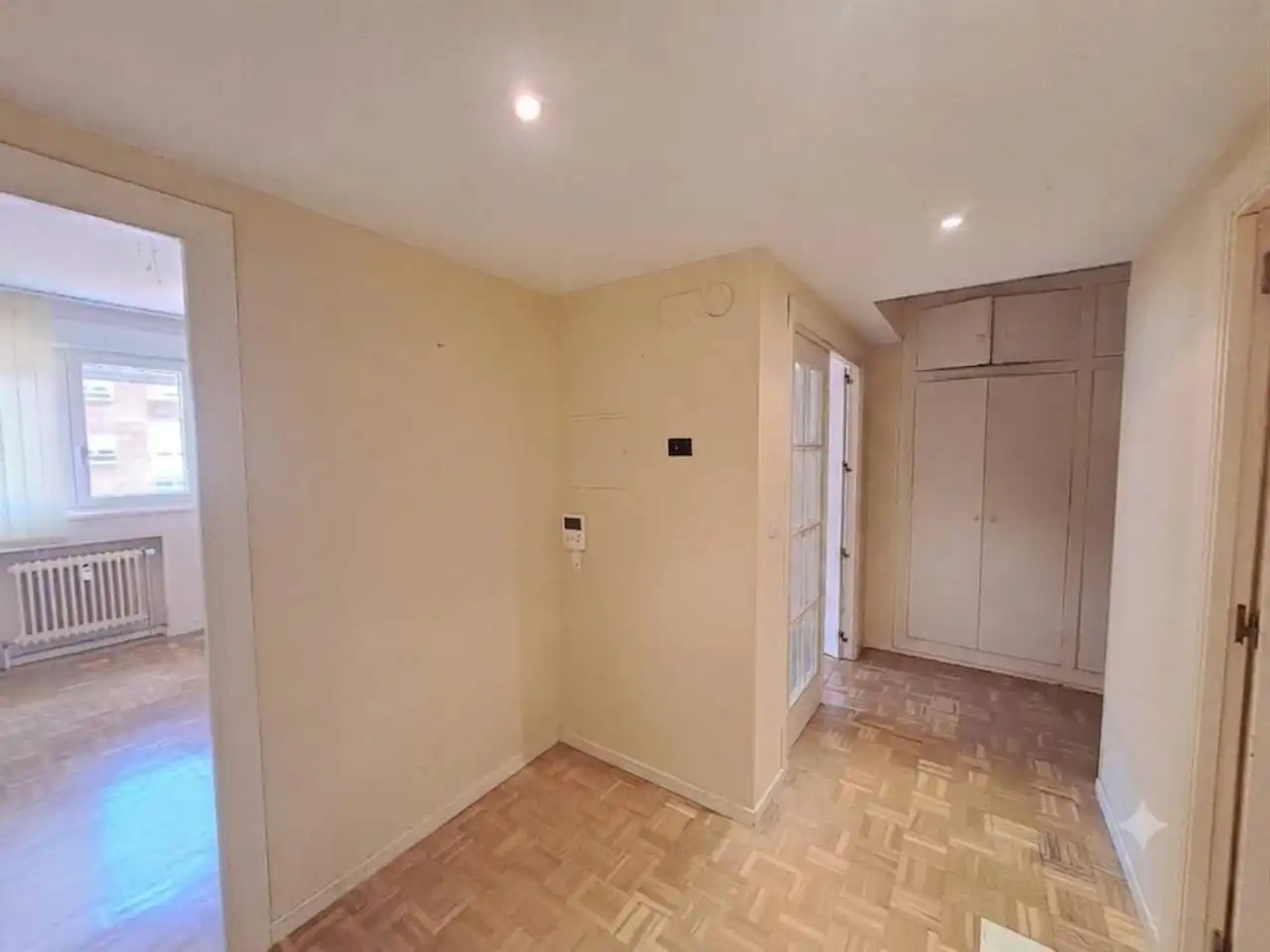 Flat for sale in Burgos  with Heating and Alarm