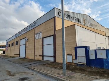 Nau industrial en venda a Calle Thomas Edison 11