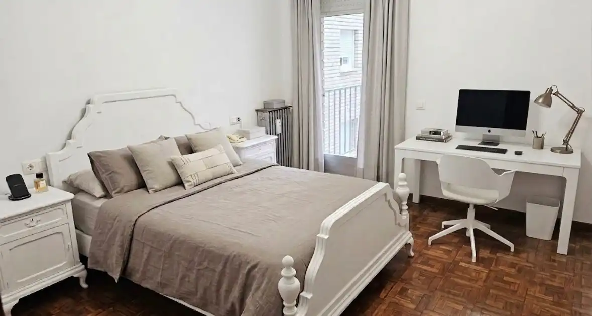 Schlafzimmer von Wohnung zur Miete in Salamanca mit Heizung, Terrasse und Möbliert