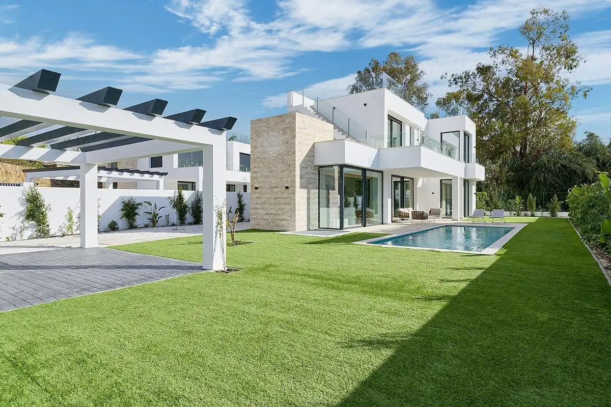 Villa mit Pool zum Verkauf in Avenida PERNET