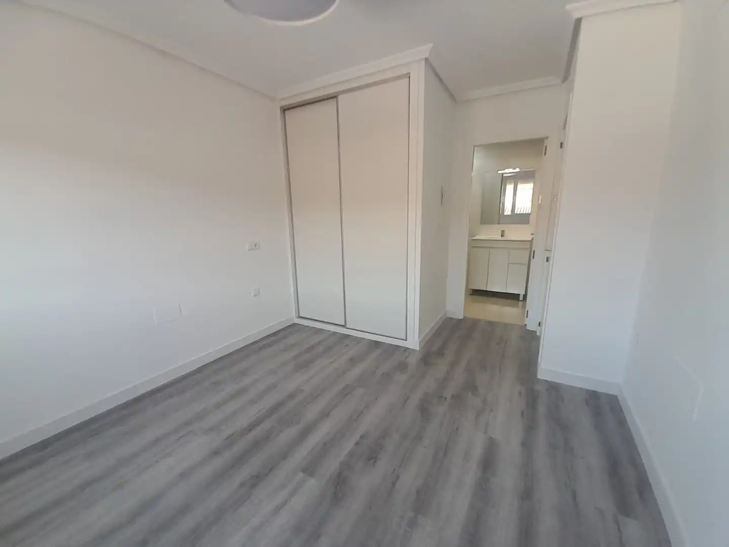 Dormitori de Casa o xalet en venda en Puertollano amb Calefacció, Terrassa i Traster