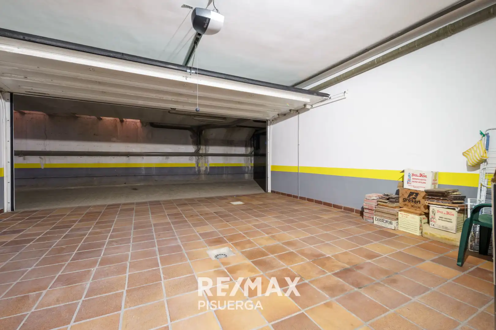Casa o xalet en venda en Fuensaldaña amb Jardí privat i Traster