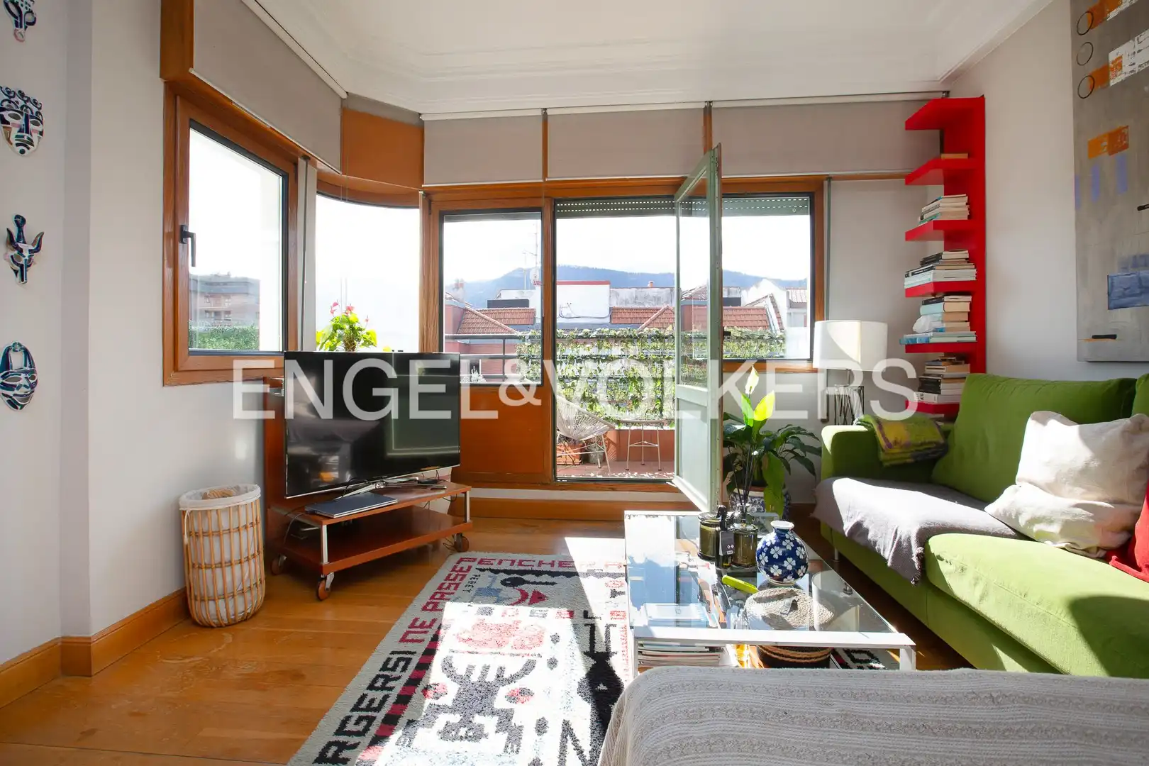Sala d'estar de Àtic en venda en Bilbao  amb Calefacció i Terrassa