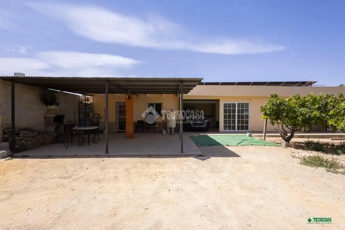 Terraza de Finca rústica en venta en Cuevas del Almanzora con Aire acondicionado