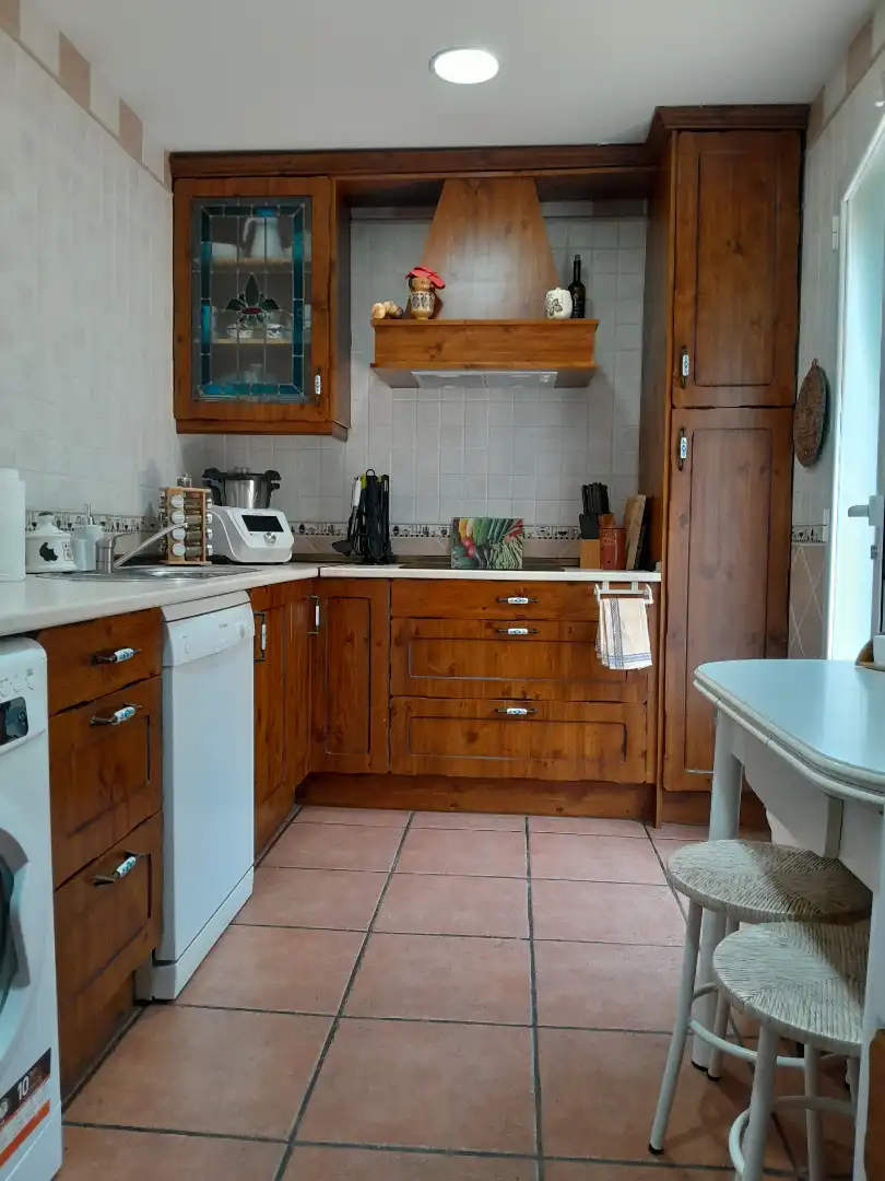 Cocina de Casa o chalet en venta en Cobisa con Calefacción, Jardín privado y Amueblado