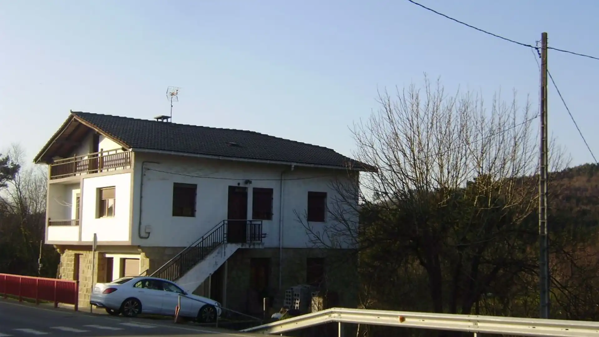 Vista exterior de Casa o chalet en venta en Amorebieta-Etxano con Jardín privado y Balcón