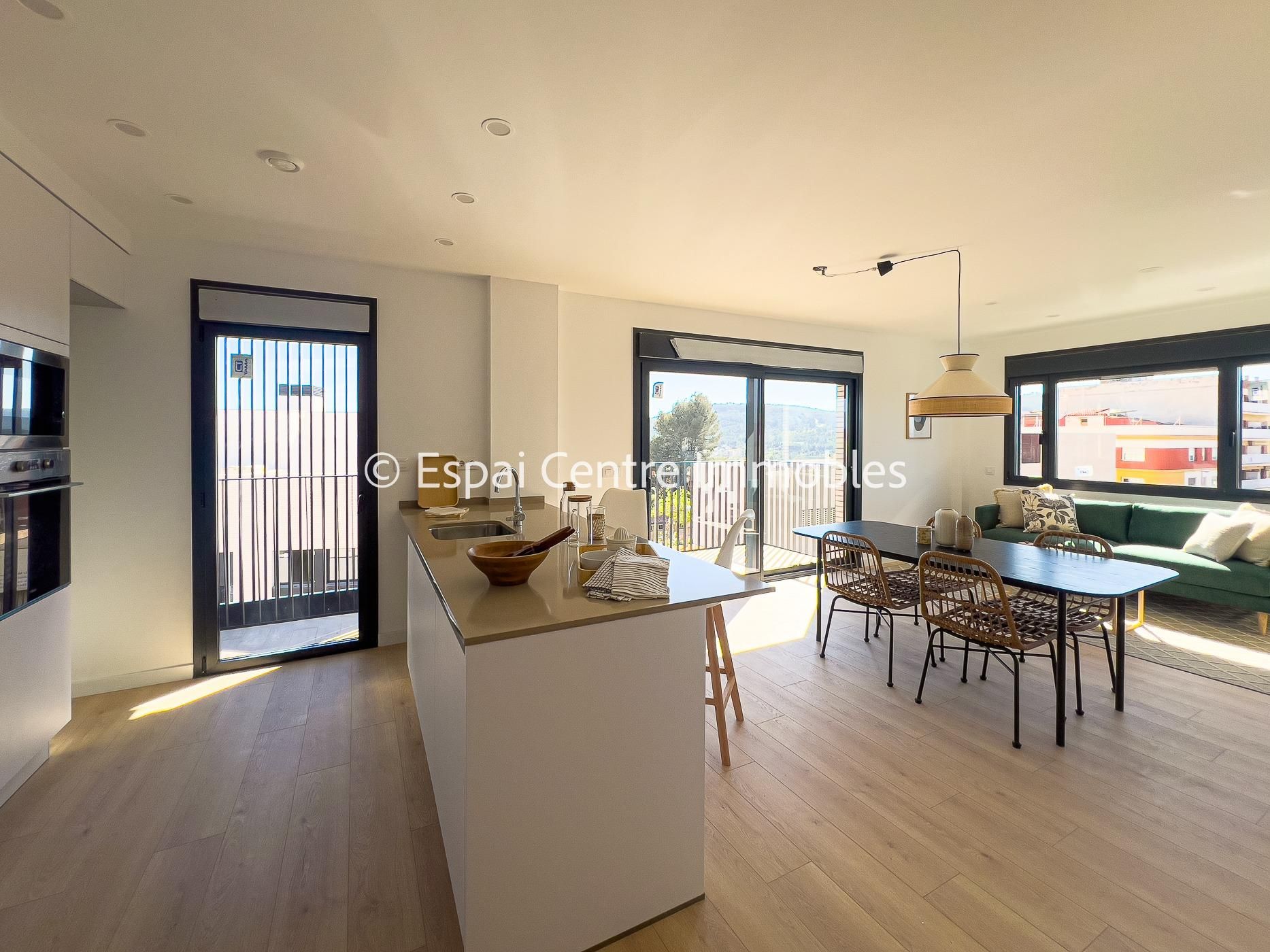 Dining room of Flat for sale in Vallirana  with Air Conditioner, Heating and Parquet flooring