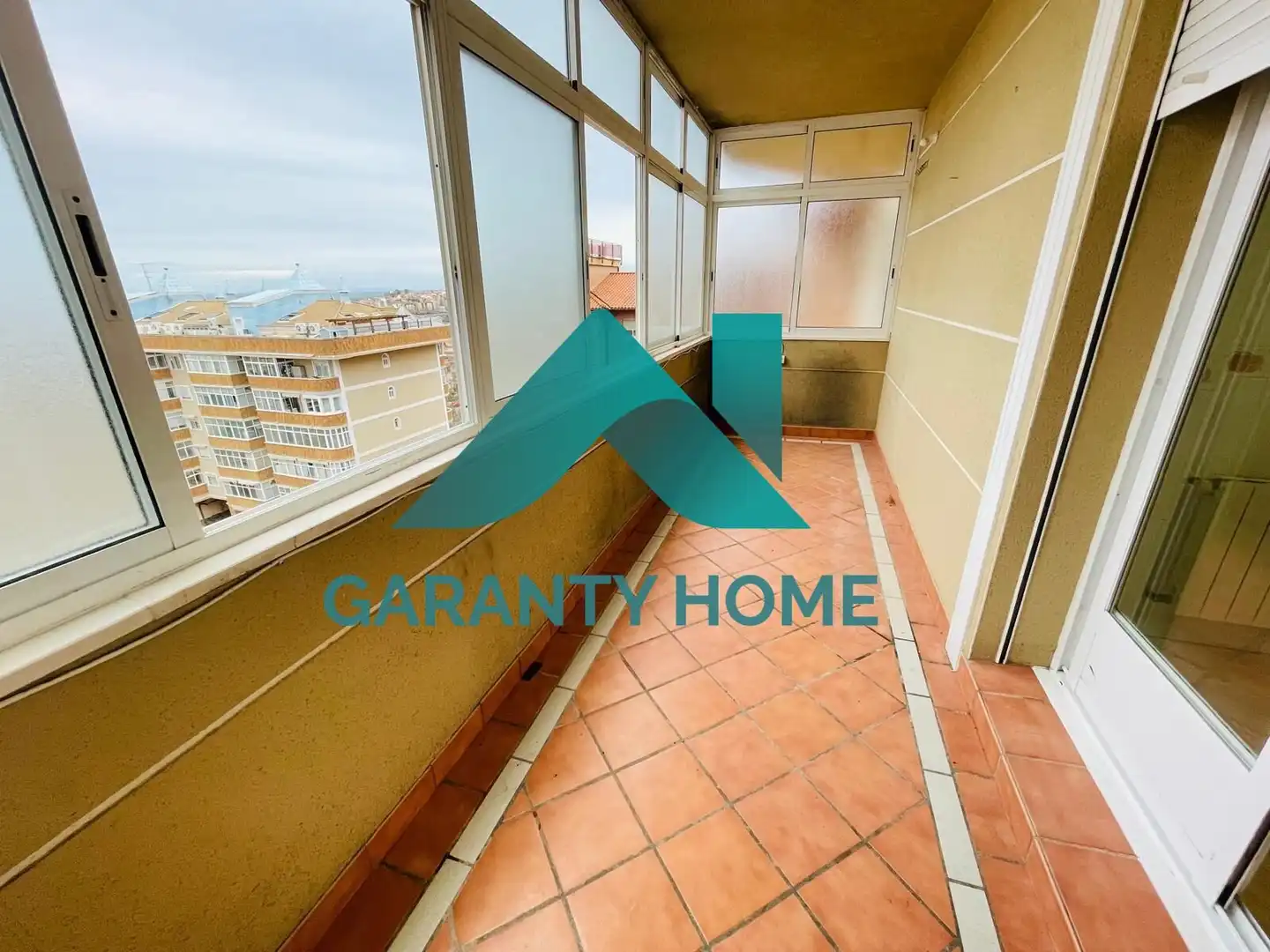 Vista exterior de Piso en venta en Cáceres con Aire acondicionado, Calefacción y Parquet