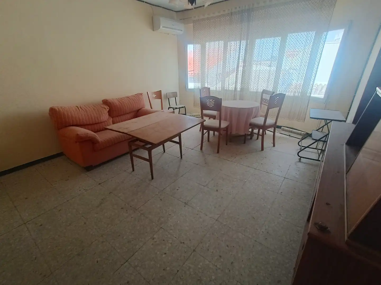 Sala de estar de Edificio en venta en Tembleque