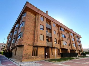 Pis amb balcó en venda a Calle RIBERA DEL CARRION