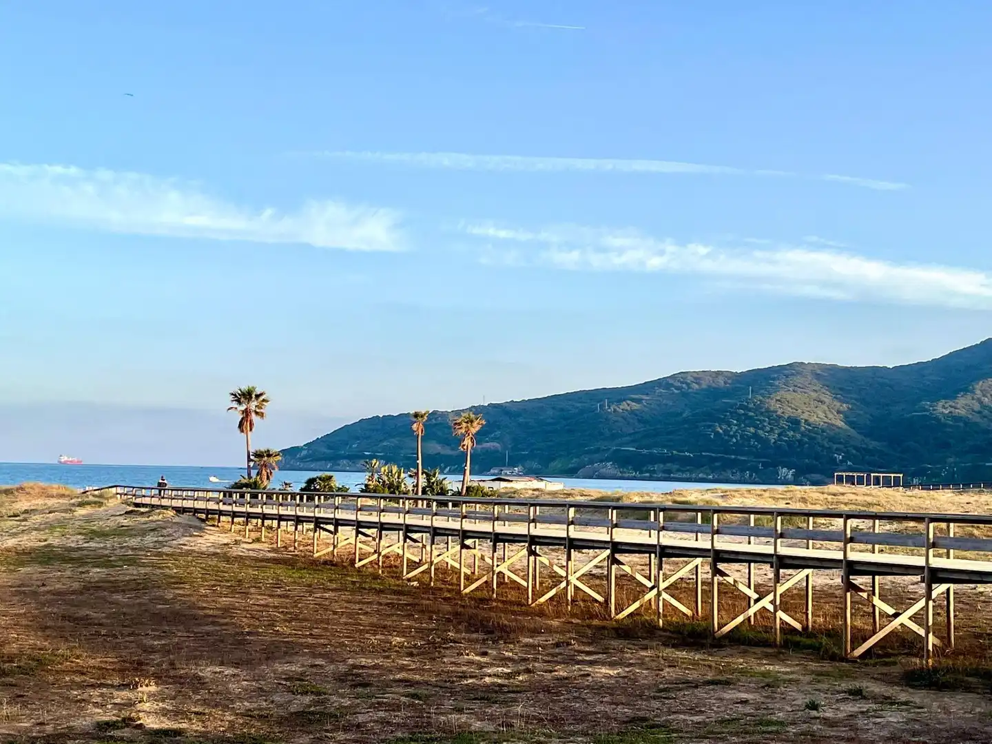 Vista exterior de Apartamento de alquiler en Algeciras con Piscina comunitaria