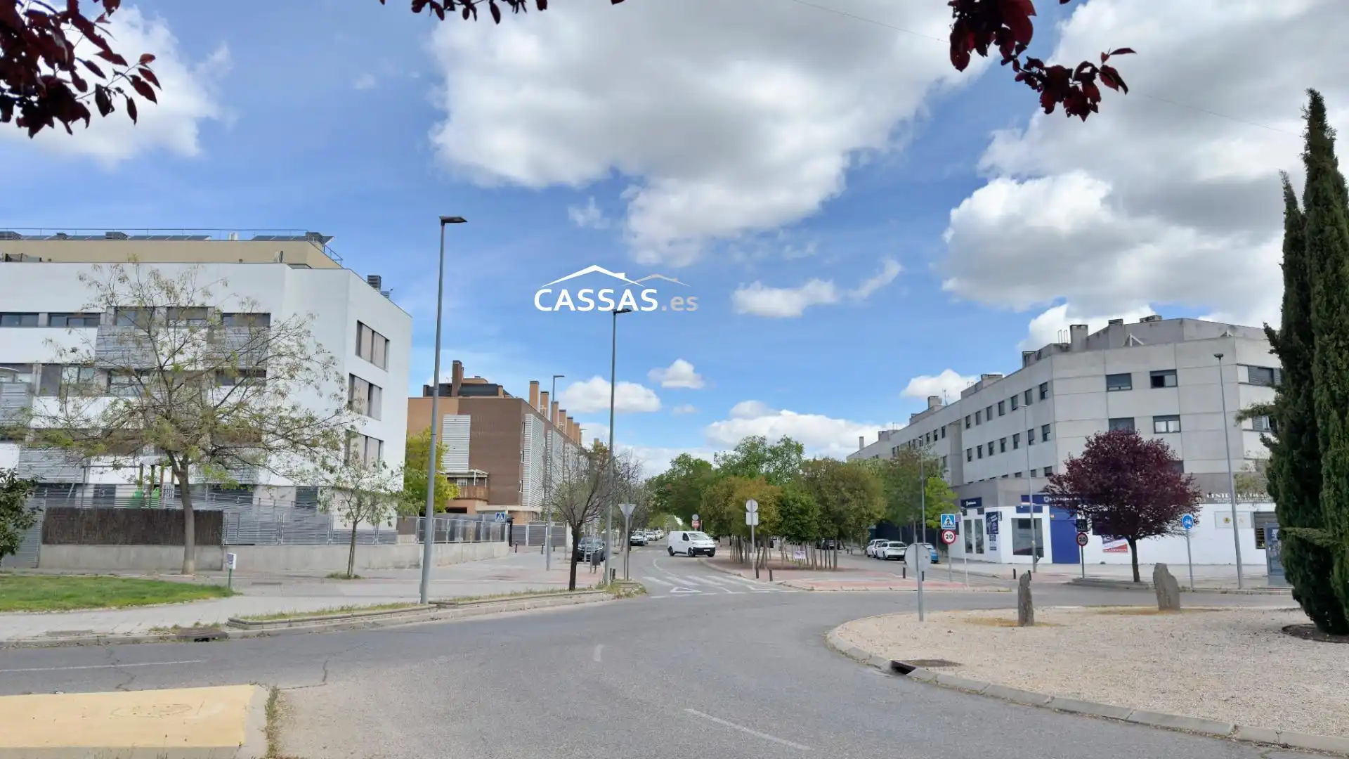 Vista exterior de Àtic en venda en Torrejón de Ardoz amb Calefacció, Terrassa i Traster