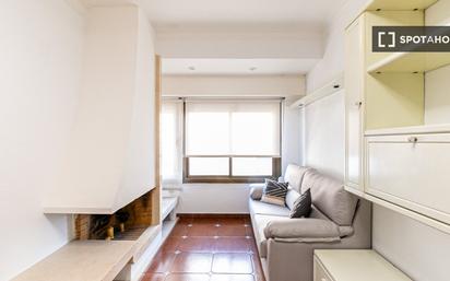 Living room of Flat to rent in L'Hospitalet de Llobregat  with Air Conditioner, Heating and Furnished