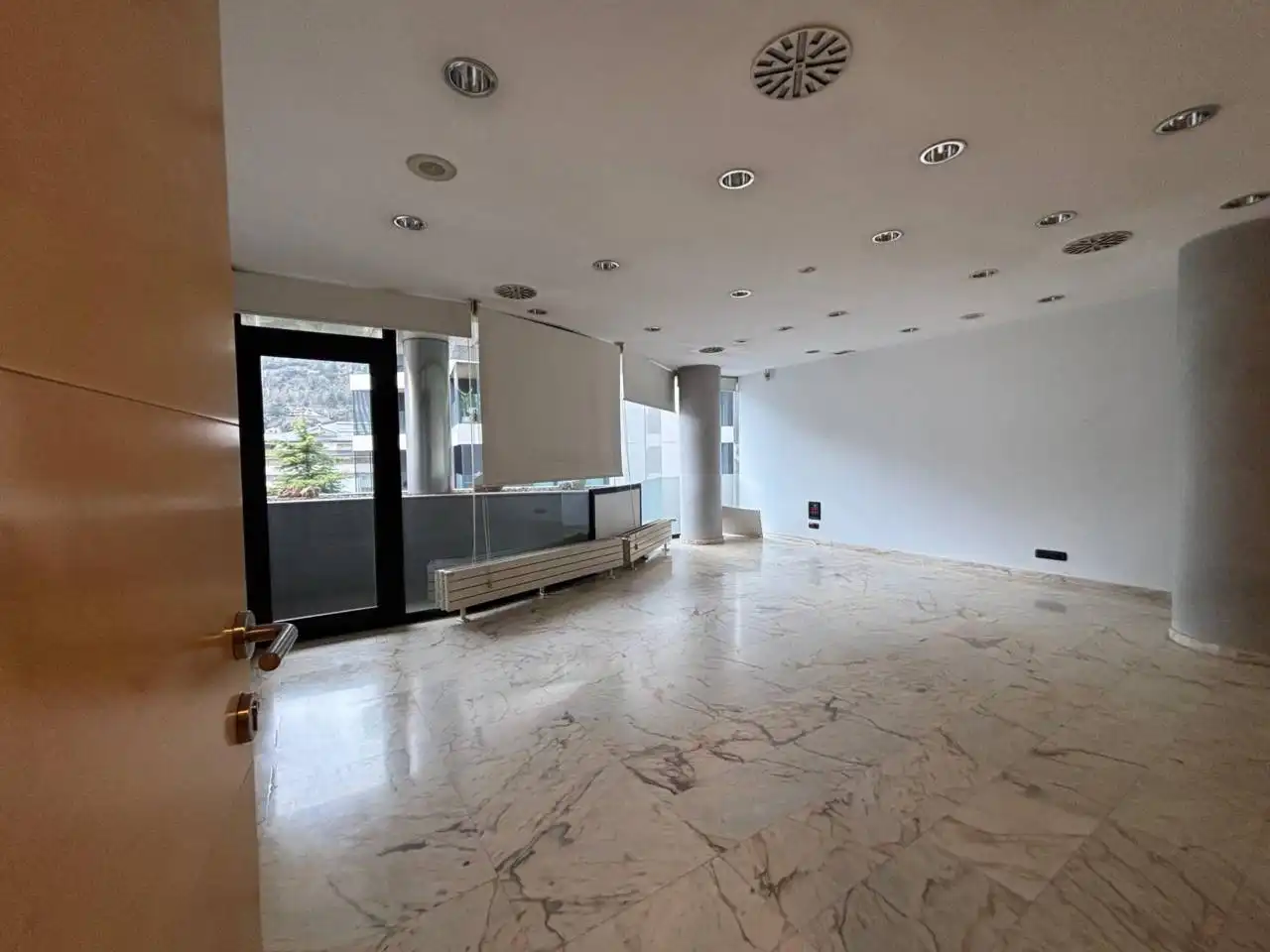 Local comercial de lloguer a Calle avinguda del Fener edifici el Forestal, imagen 19