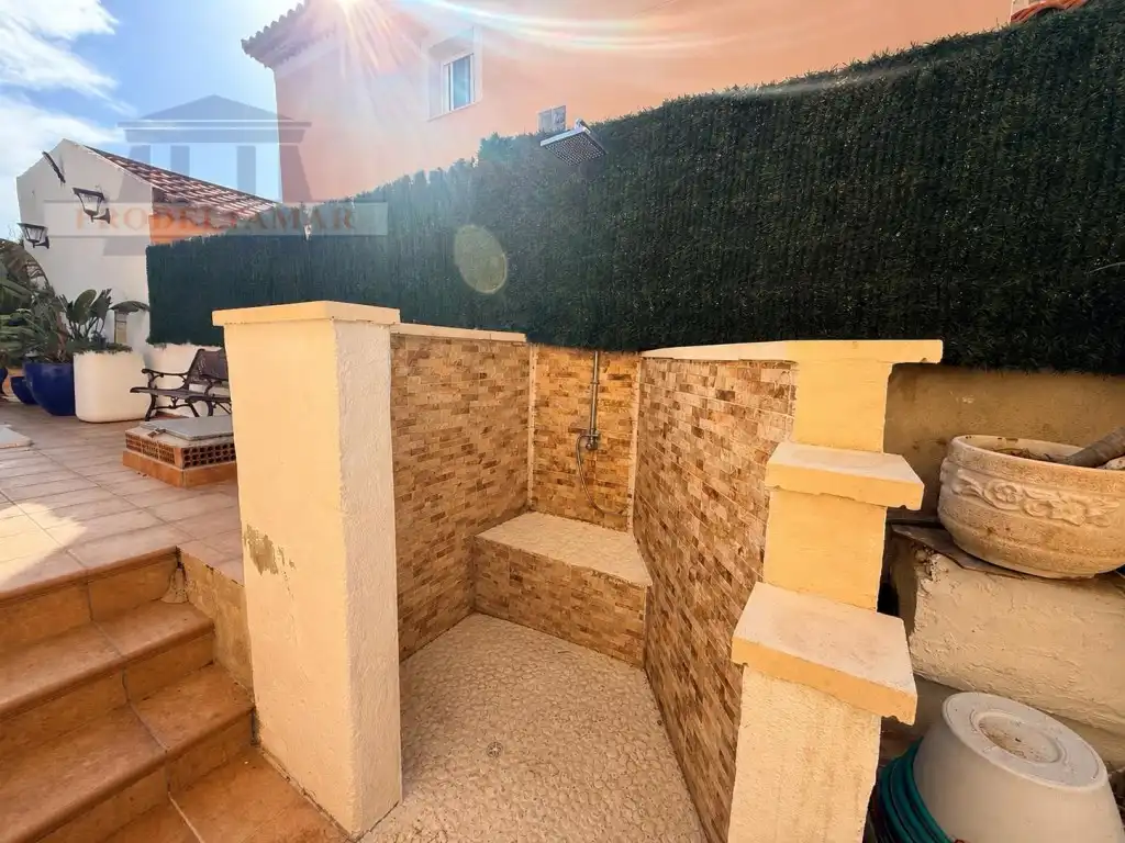 Casa aparellada en venda a Avenida Paris De, imagen 10