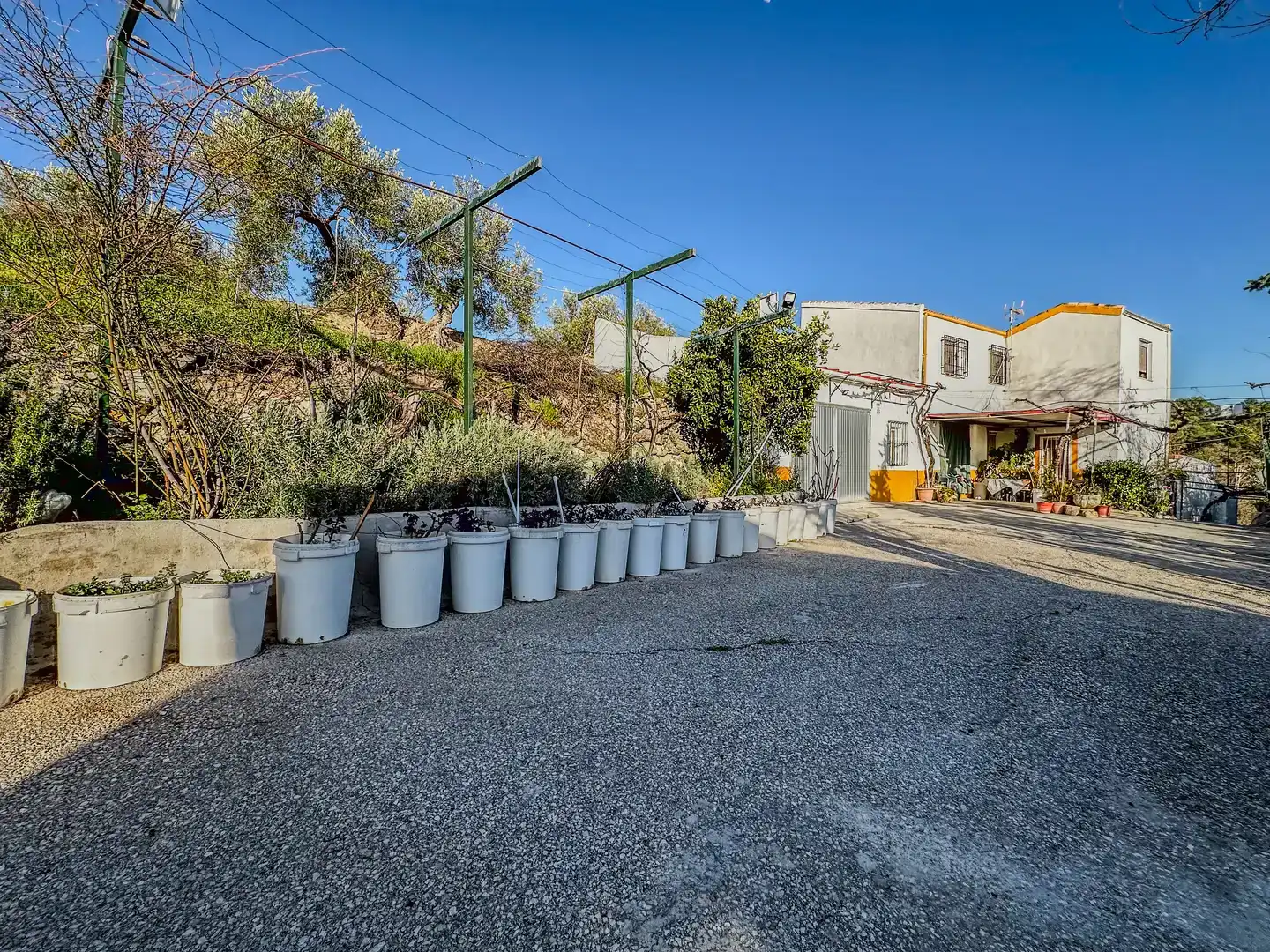 Terrassa de Finca rústica en venda en Fuensanta de Martos amb Jardí privat, Traster i Piscina