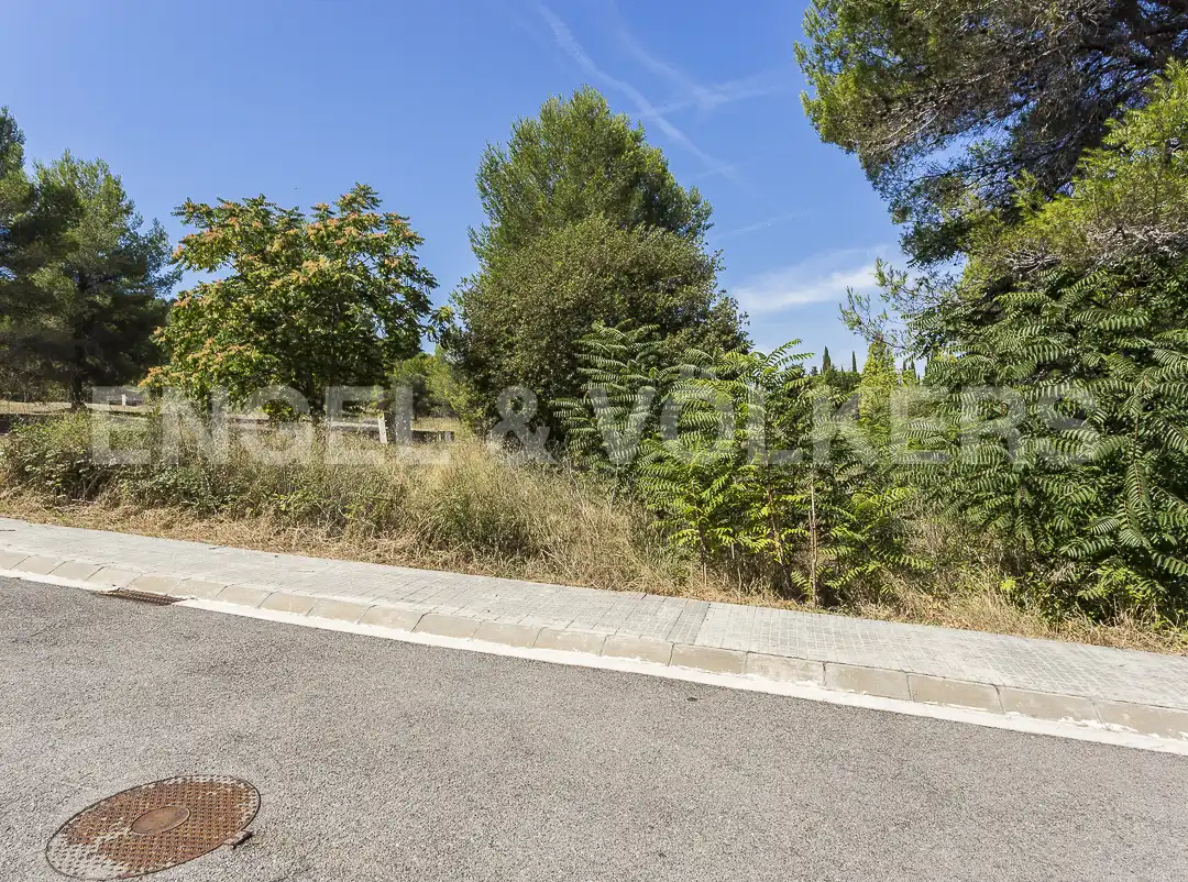 Terreny residencial en venda a Castellví de Rosanes, imagen 3