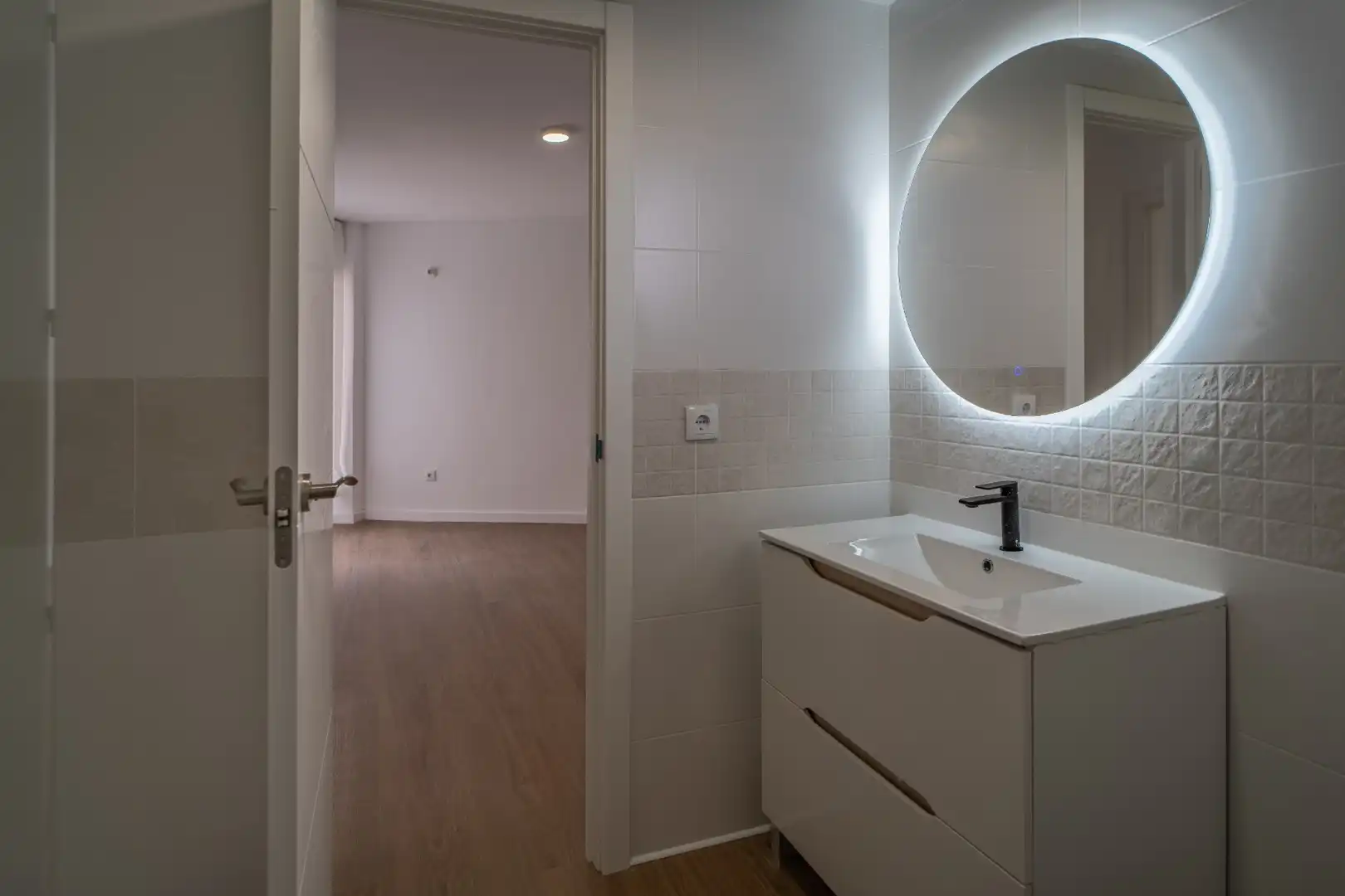 Baño de Piso en venta en Orihuela con Aire acondicionado, Calefacción y Terraza
