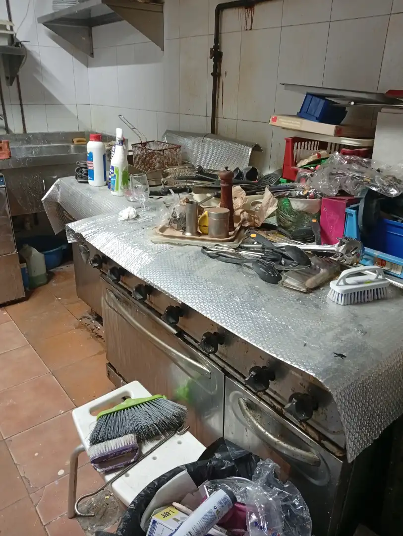 Cocina de Local en venta en Gijón  con Amueblado