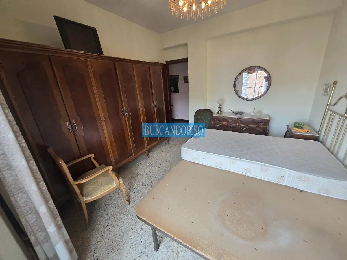 Schlafzimmer von Wohnung zum Verkauf in  Logroño mit Heizung, Terrasse und Abstellraum