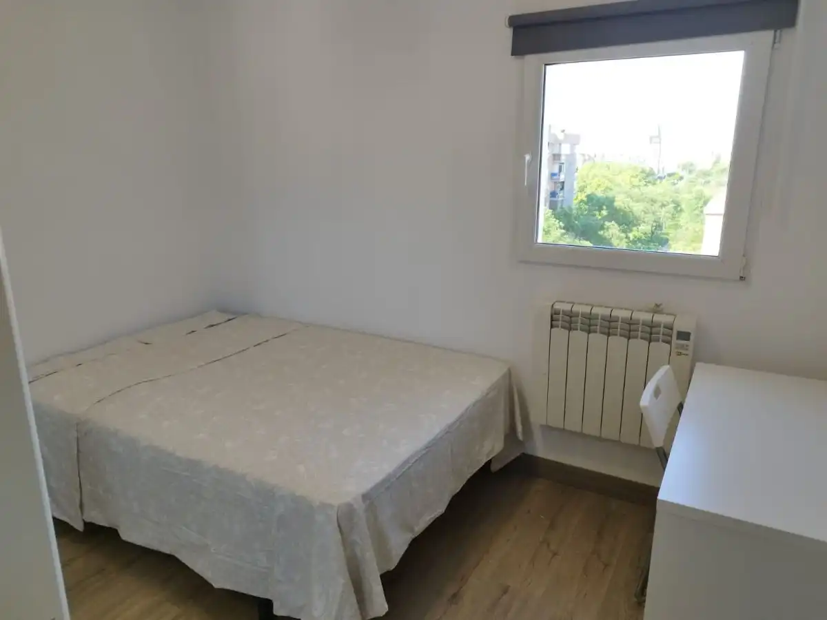 Schlafzimmer von Wohnung zur untervermieten in Madrid mit Heizung, Terrasse und Möbliert