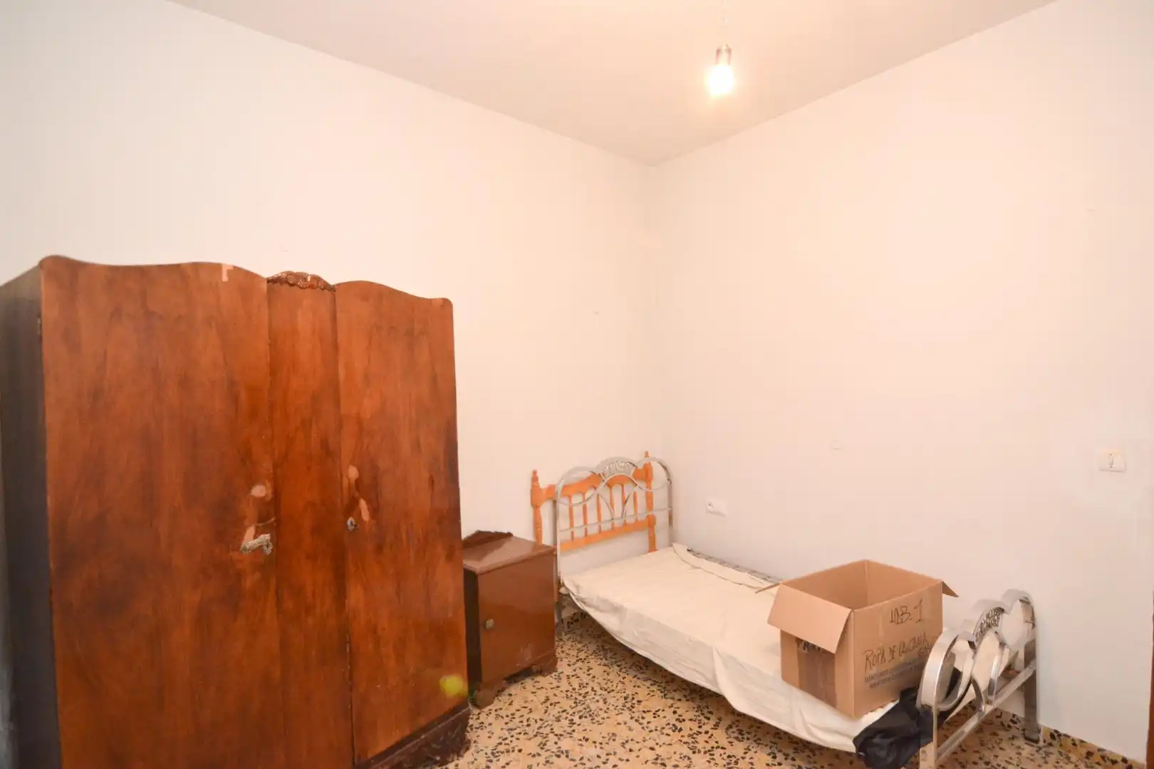 Casa con jardín en venta en Camarena, imagen 19