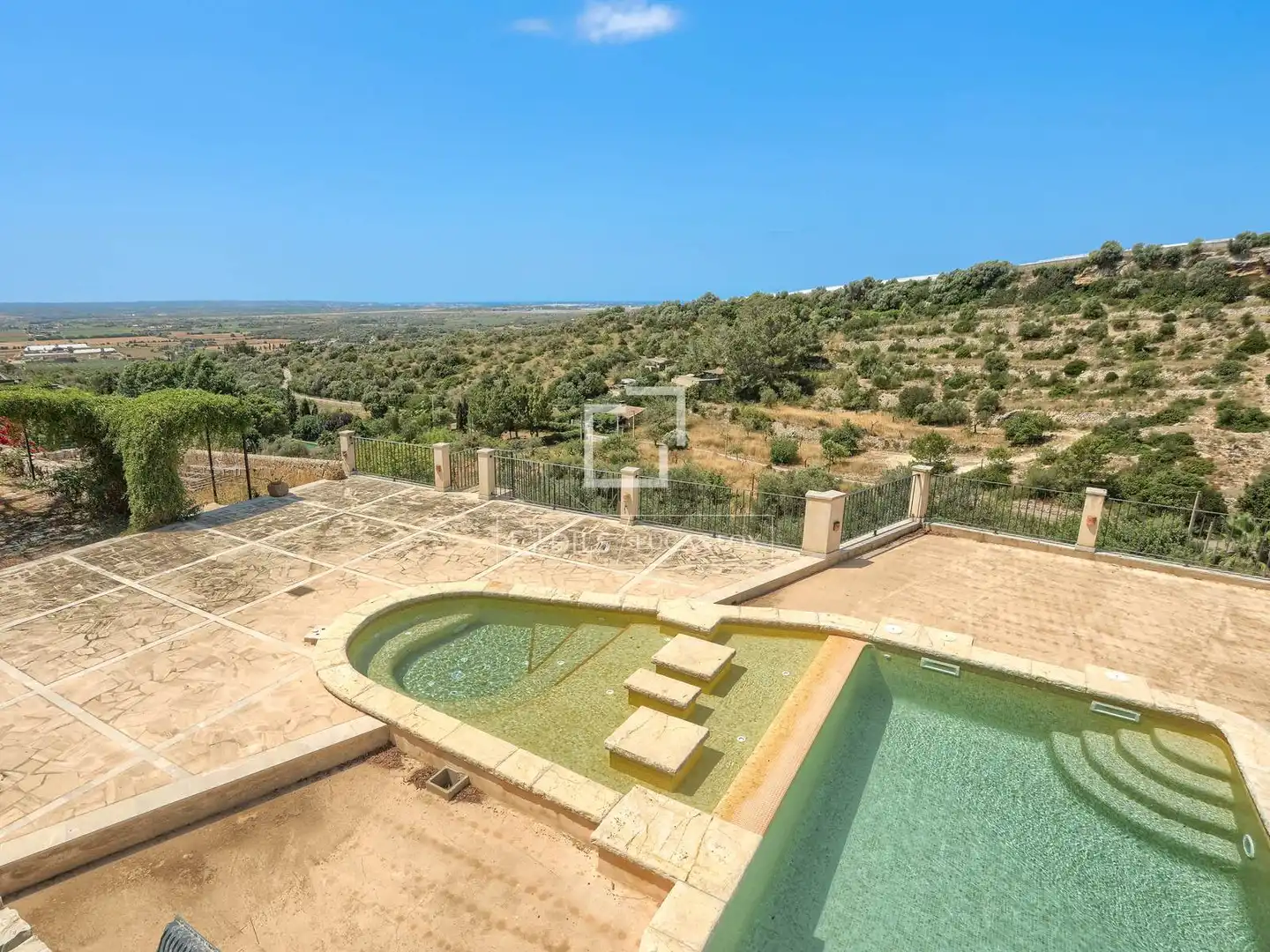 Casa rústica con piscina en venta en Llevant, imagen 2