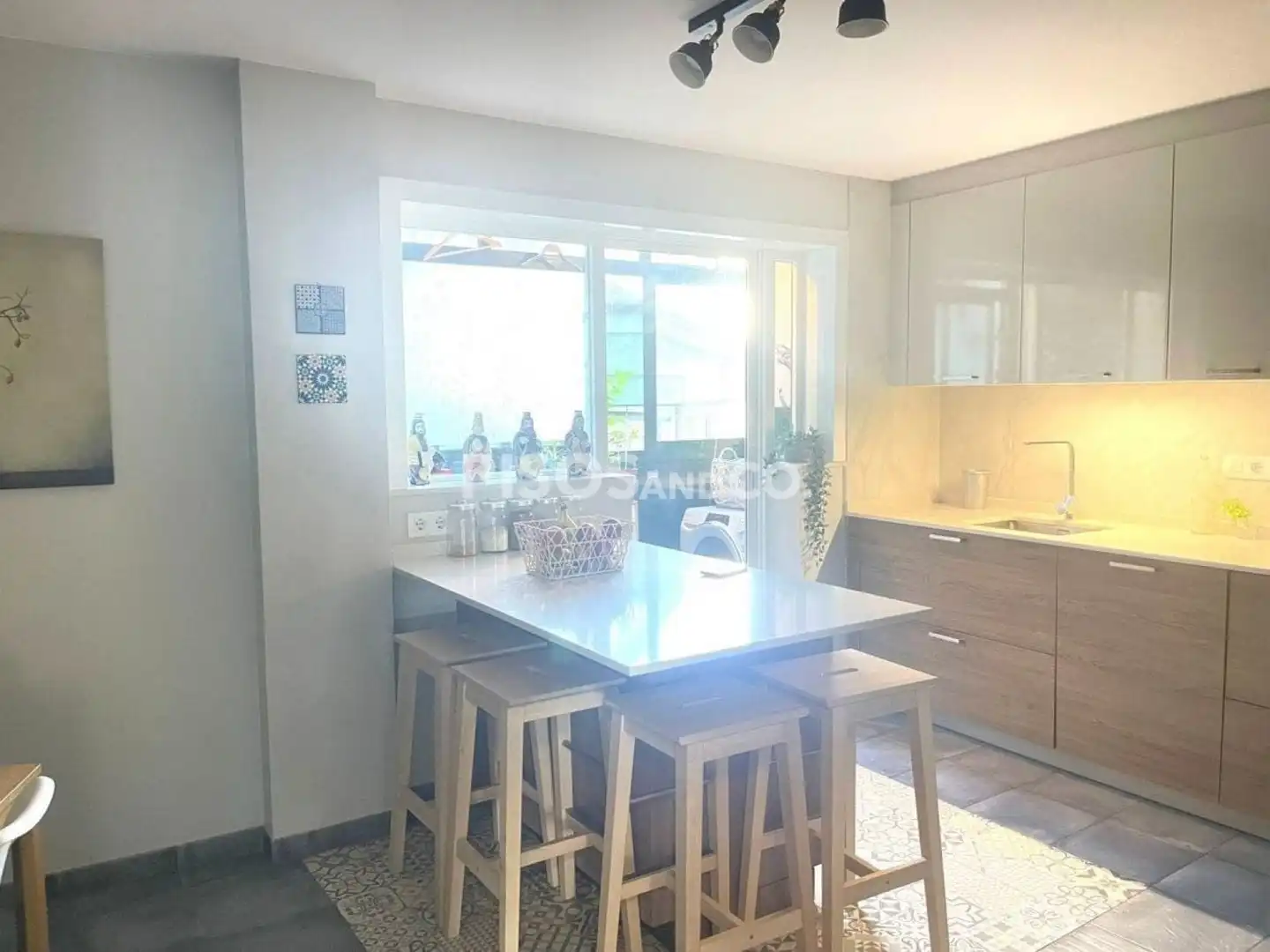Cocina de Piso en venta en A Coruña Capital  con Calefacción y Trastero