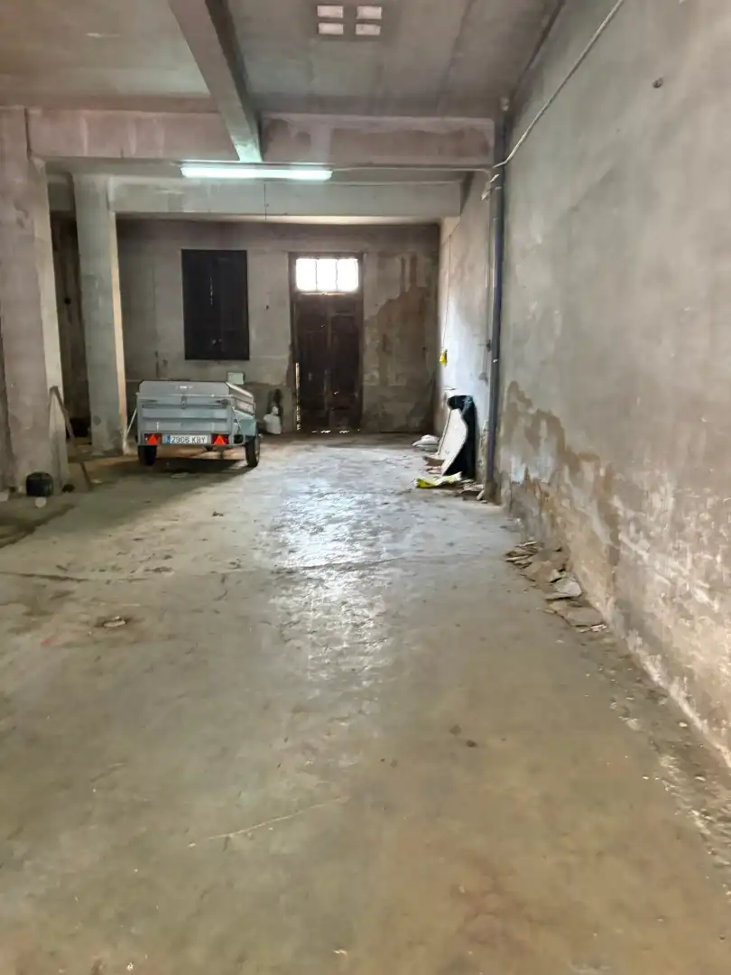 Local comercial en venta en Avenida de Colón 4, imagen 2