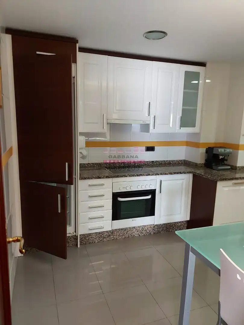 Piso de alquiler en Vigo , Pontevedra