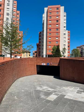 Garaje en Venta en Grupo Loitzaga en Arteagabeitia - Retuerto - Kareaga