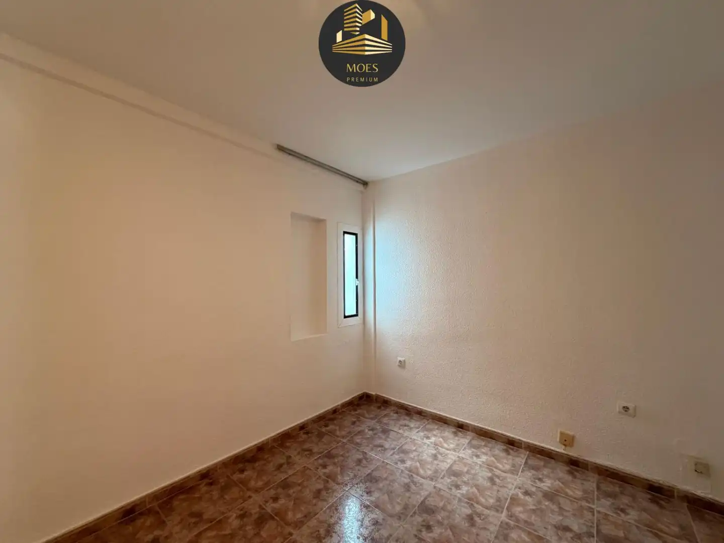 Piso en venta en Jaén con Balcón