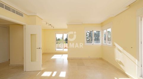 Foto 4 de Dúplex en venta en La Concha - Resina Golf, Estepona