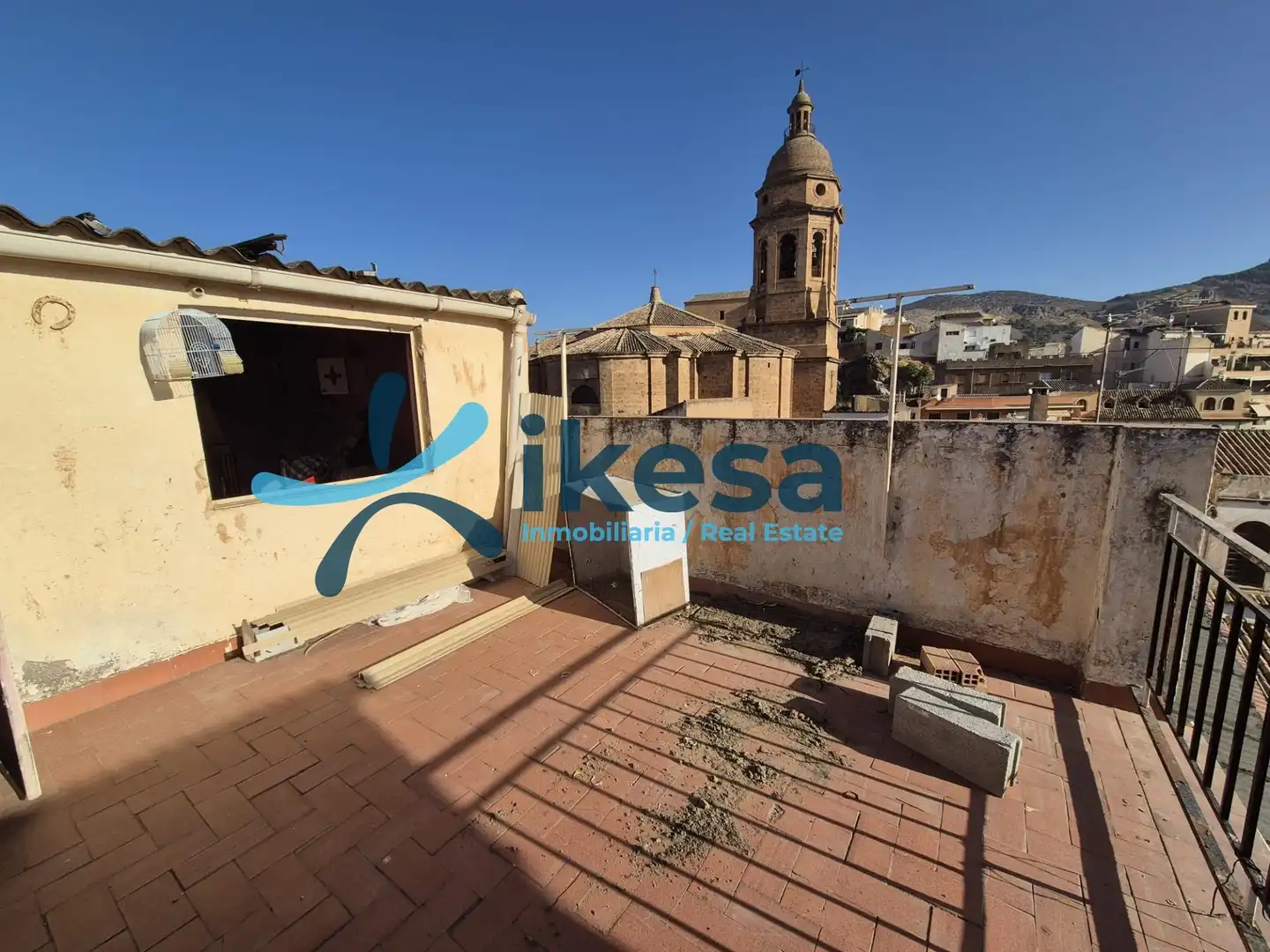 Exterior view of Houses for sale in Loja