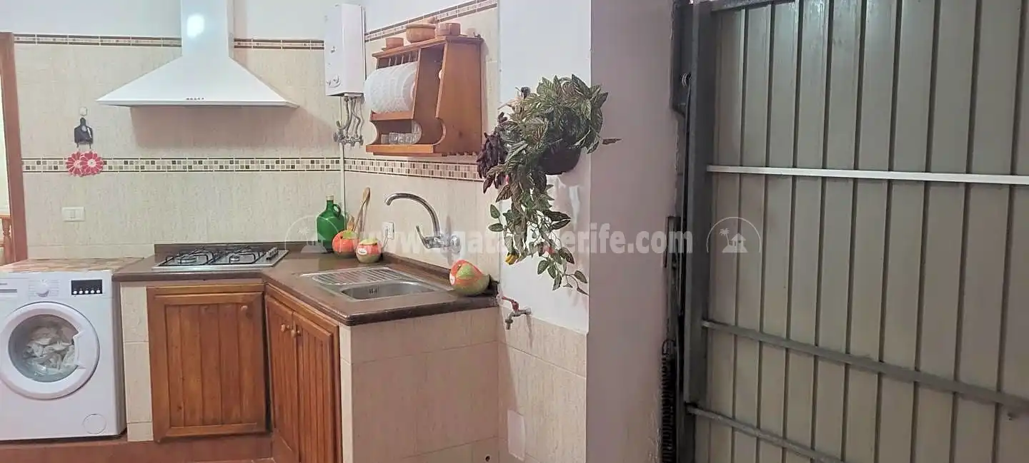 Country homes for sale in Chío