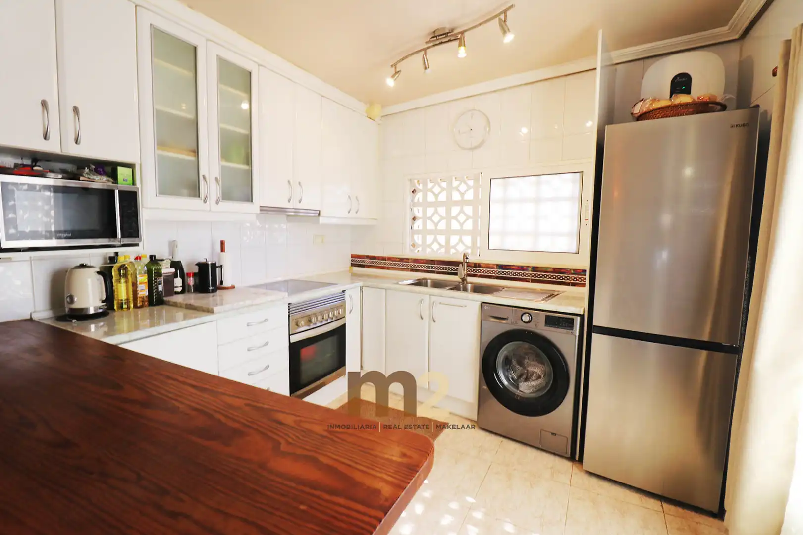 Kitchen of Detached homes for sale in Guardamar del Segura  with Air Conditioner, Terrace and Storage room