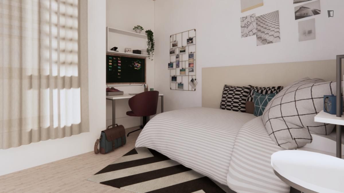 Bedroom of Flat to share in  Zaragoza Capital  with Air Conditioner, Heating and Furnished