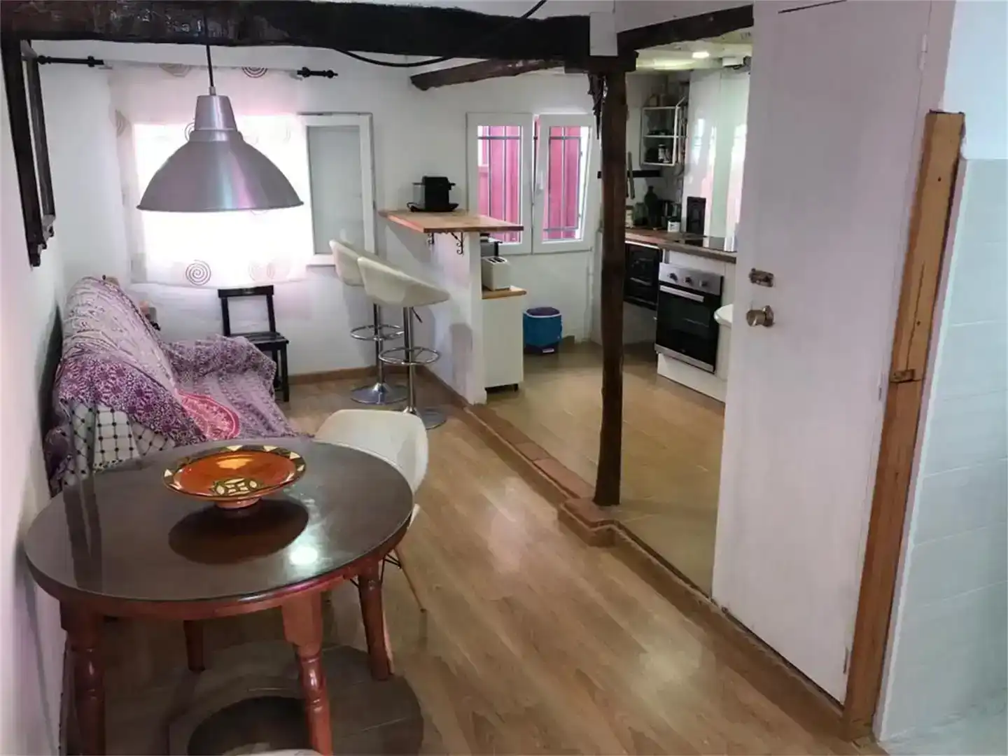 Cuina de Planta baixa en venda en Baños de Montemayor amb Parquet, Moblat i Balcó