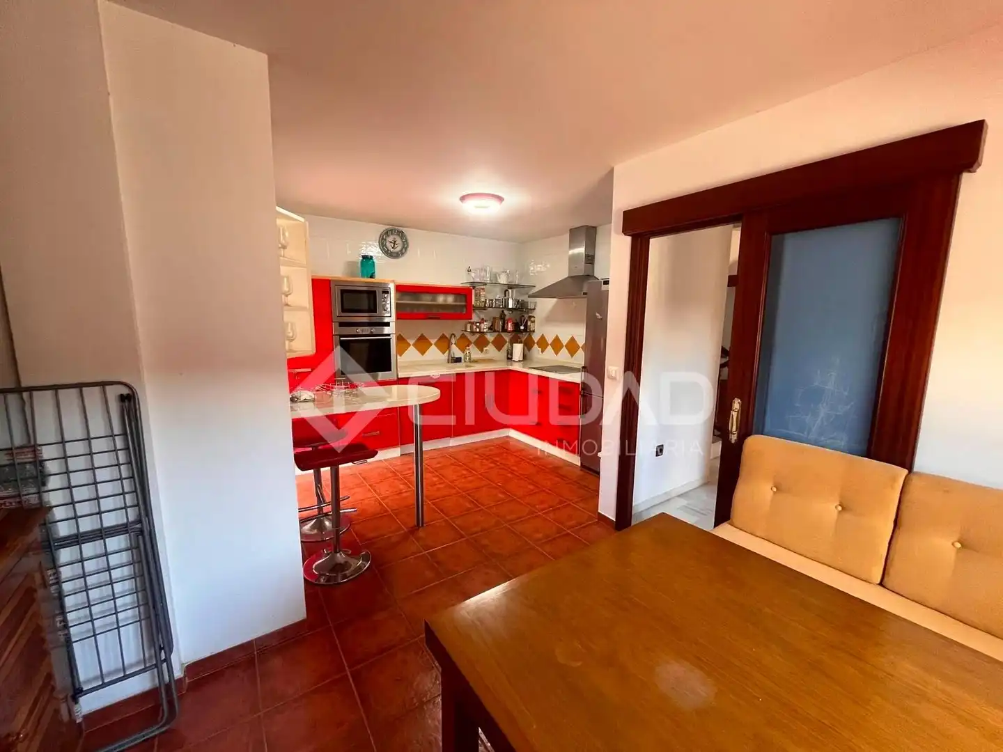 Cocina de Casa adosada en venta en Sanlúcar de Barrameda con Aire acondicionado, Jardín privado y Terraza