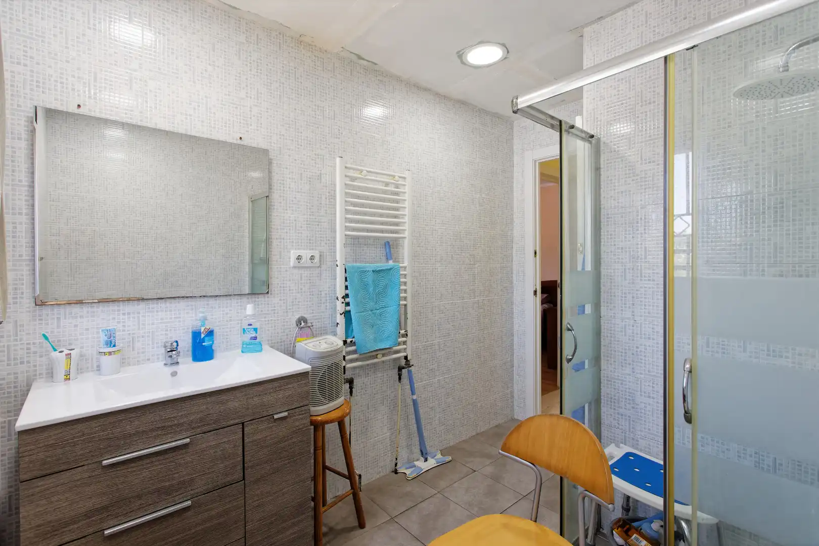Baño de Casa o chalet en venta en Vallirana con Aire acondicionado, Calefacción y Jardín privado