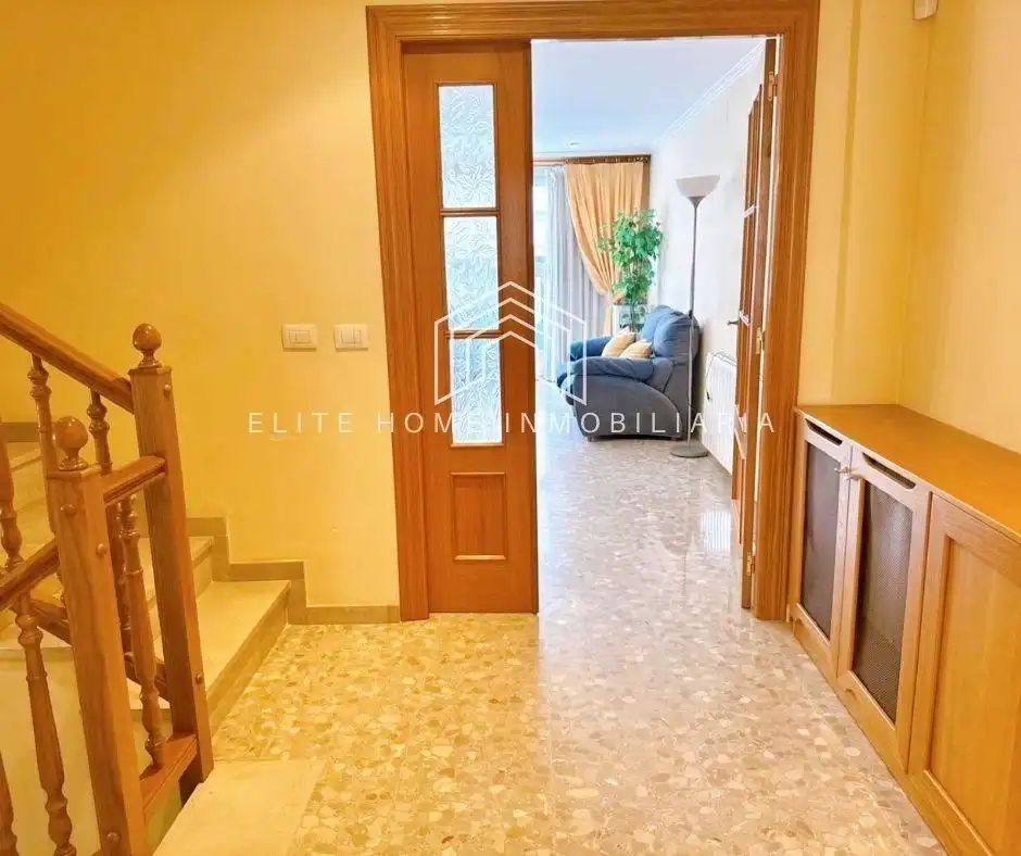 Detached homes for rent in Estación - Universidad