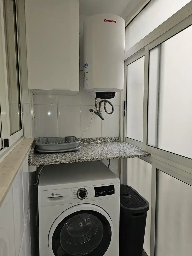 Piso con ascensor en venta en Casco Antiguo, imagen 4