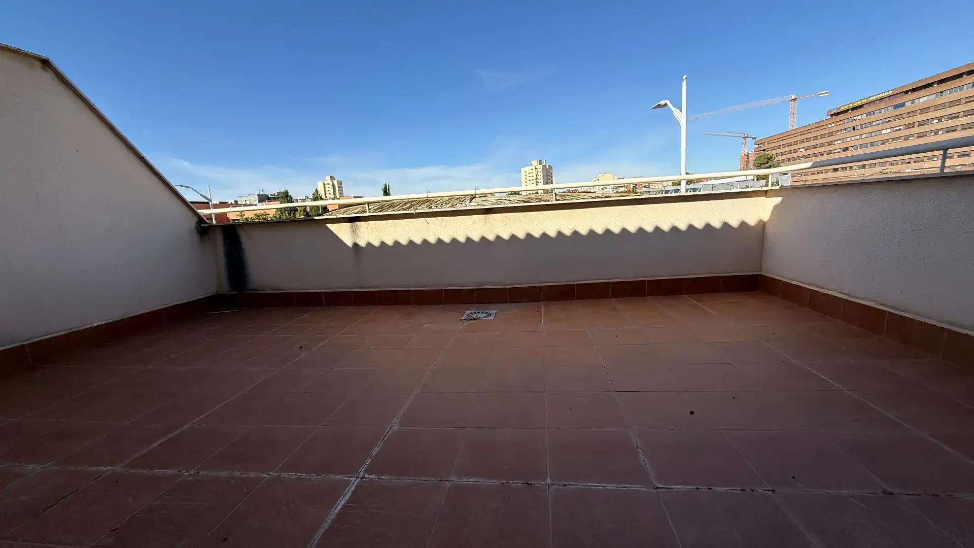 Casa aparellada amb jardí en venda a Avenida Doctor Jose Maria Sánchez Ibáñez, imagen 27