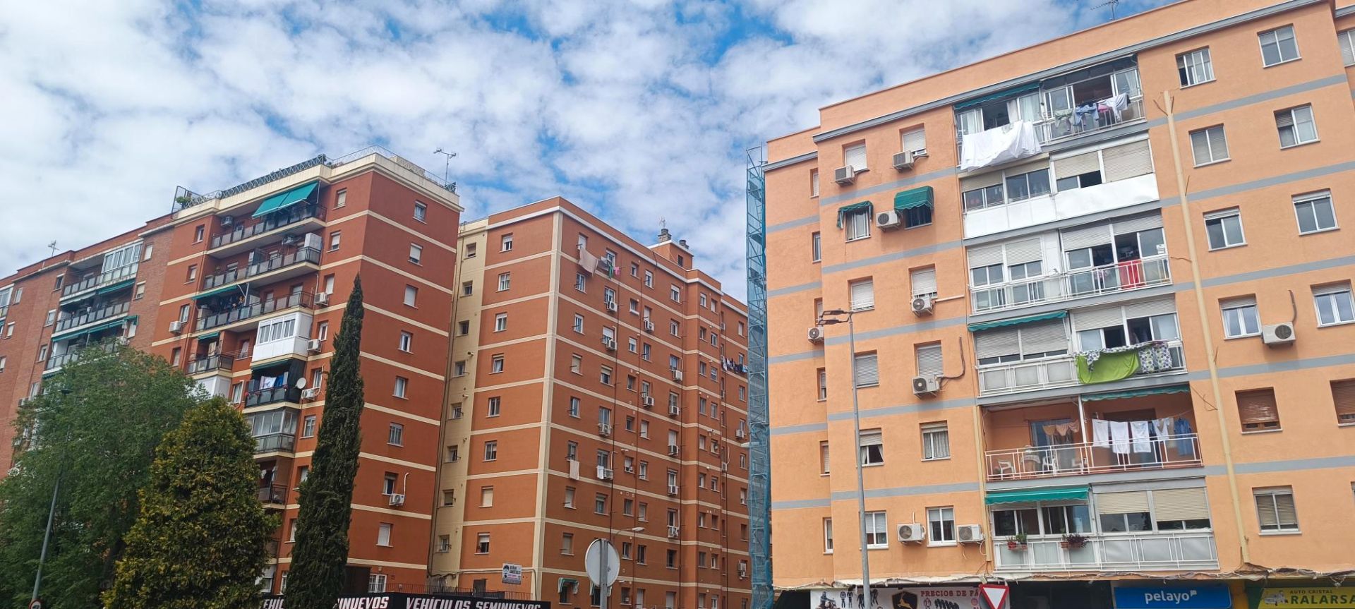 Vista exterior de Pis en venda en Alcalá de Henares amb Aire condicionat, Moblat i Forn