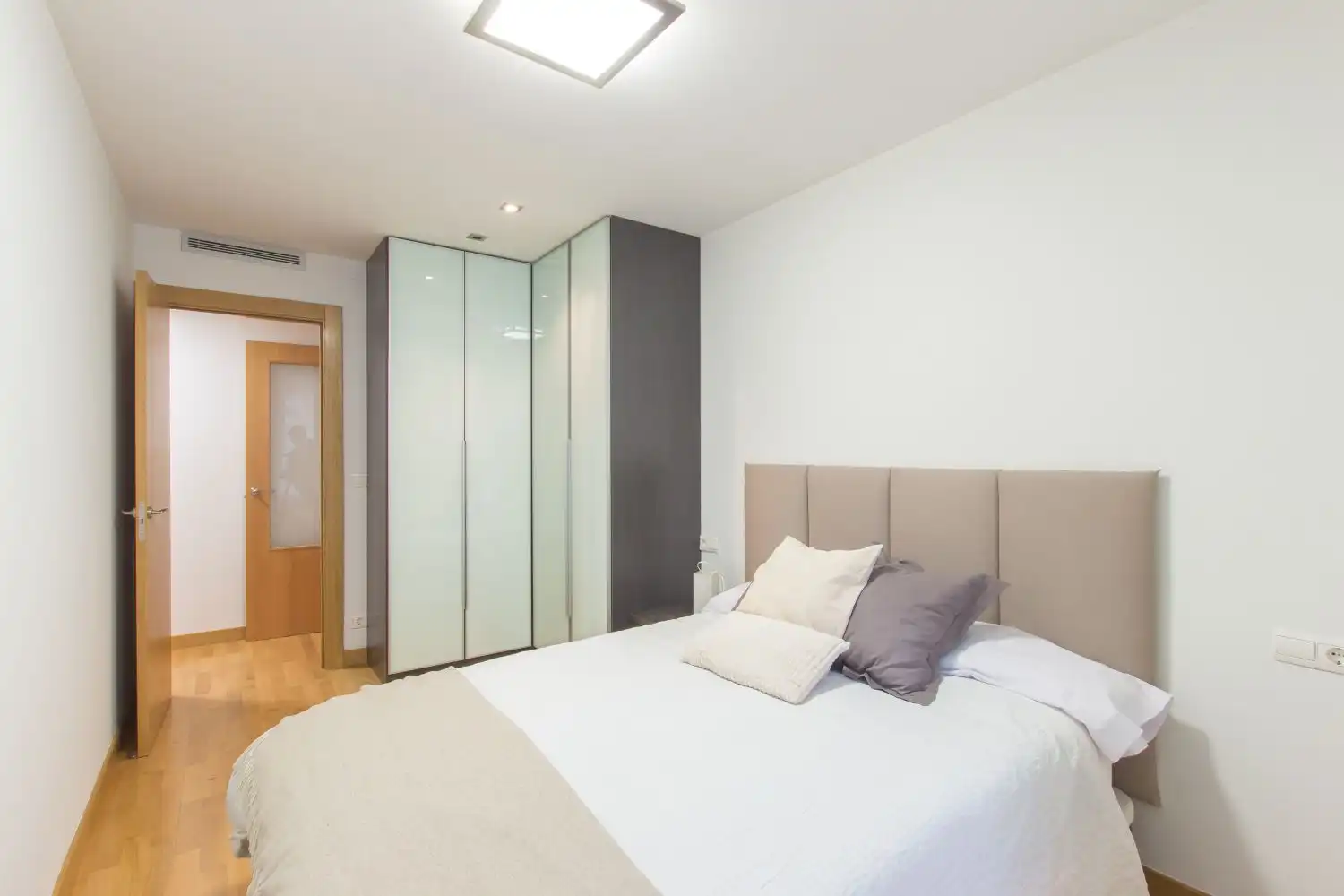 Habitación de Piso en venta en  Pamplona / Iruña con Aire acondicionado, Calefacción y Trastero