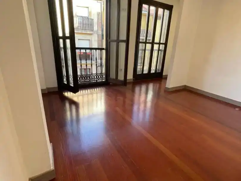 Schlafzimmer von Wohnung zur Miete in Oviedo 