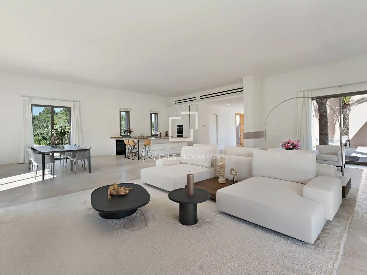 Sala de estar de Finca rústica en venta en Capdepera con Aire acondicionado, Calefacción y Jardín privado