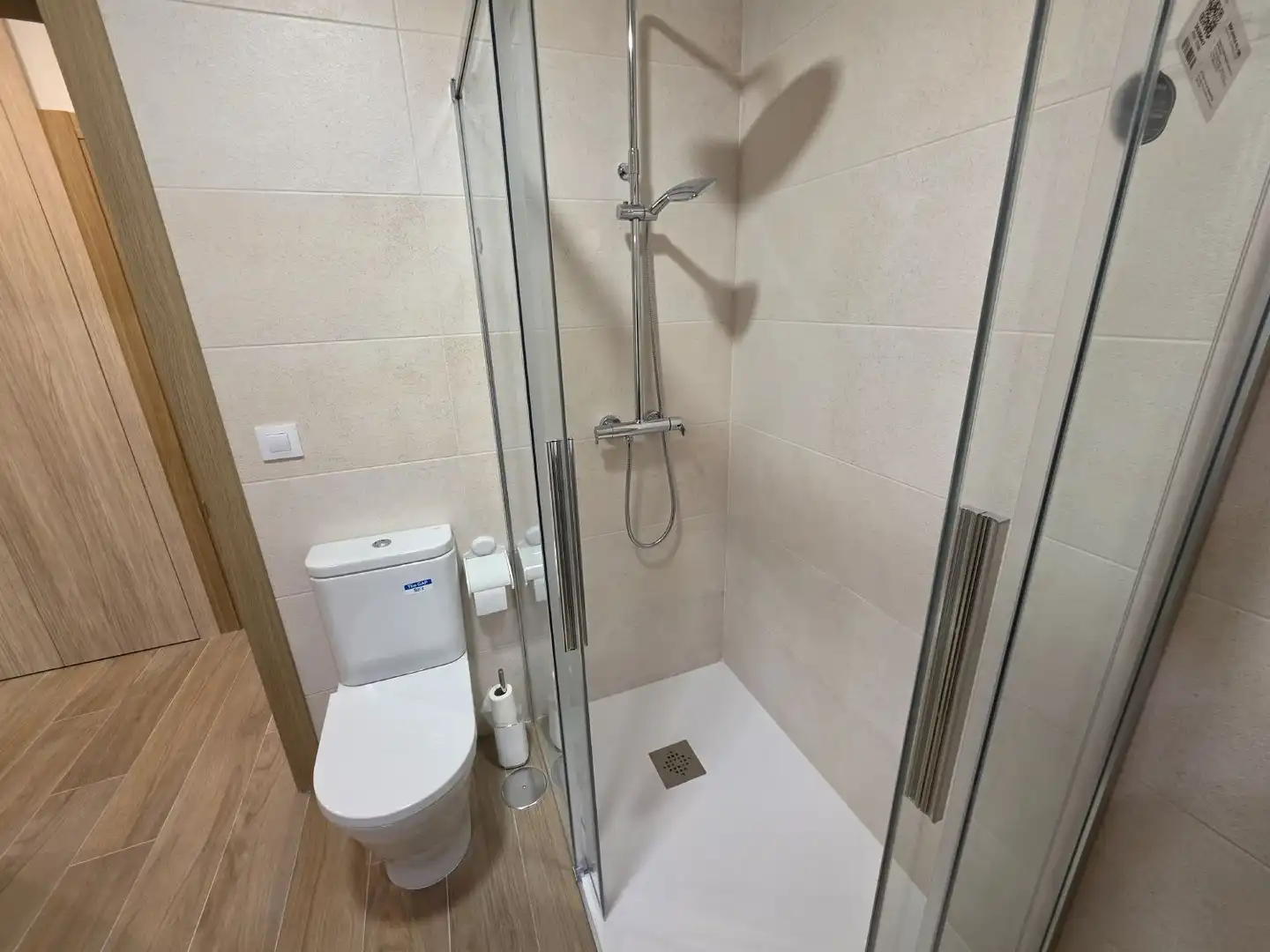 Bathroom of Flat for rent in A Coruña Capital   with Furnished